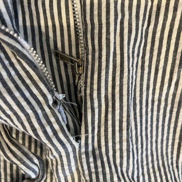 Adorable summer jumpsuit - elegant - zipper broken - Picture 4 of 9